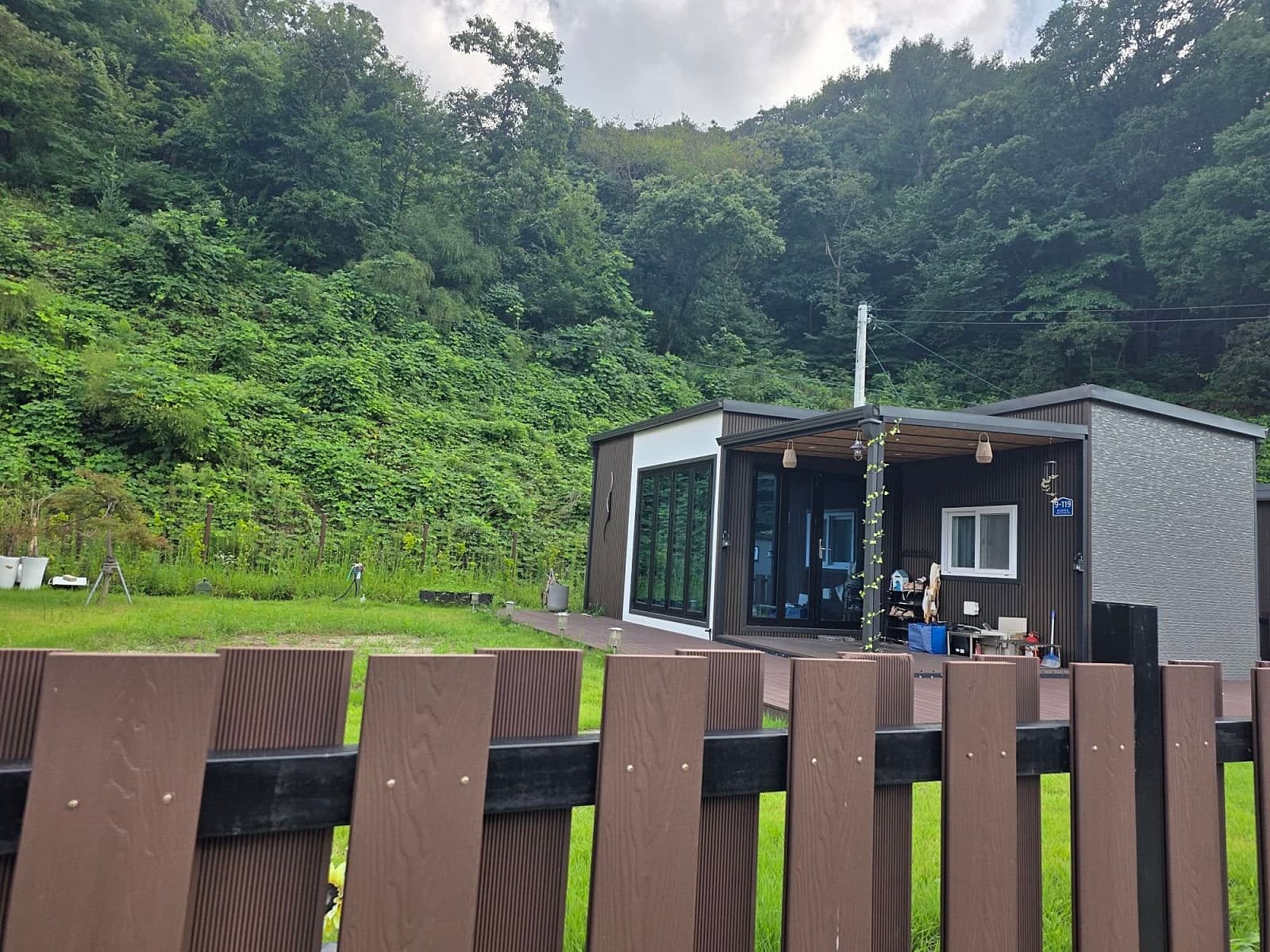 충남 아산 숲속 소형주택 매매 - 힐링하기 좋은 아늑한 세컨하우스