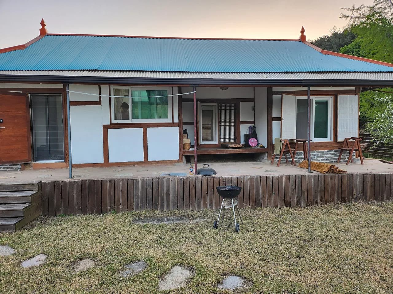 충남 금산 전원주택 매매 - 서대산 조망과 리모델링 완료된 한옥