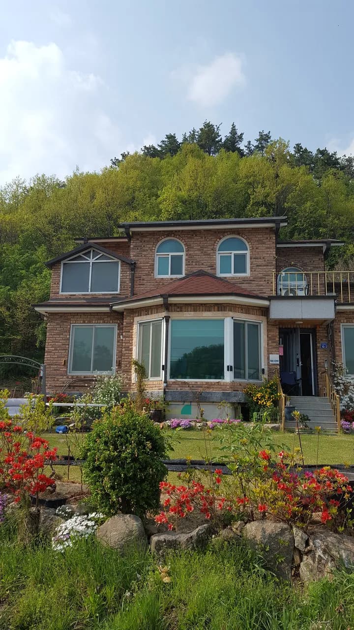 경기 여주 전원주택 외관 및 마당 전경